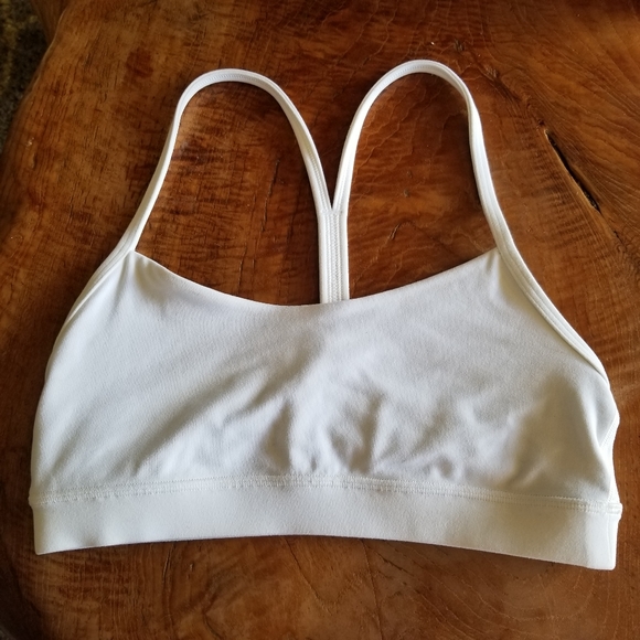 LULULEMON Flow Y Nulu Sports Bra White Sz 6/S - Picture 4 of 5